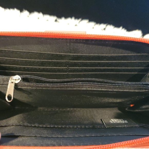 Tahari Wallet Clutch Wristlet RFID Zip Snap Pocket Coral 8”x 4.5” NWT - Picture 4 of 7